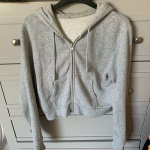 Cropped grey jacket